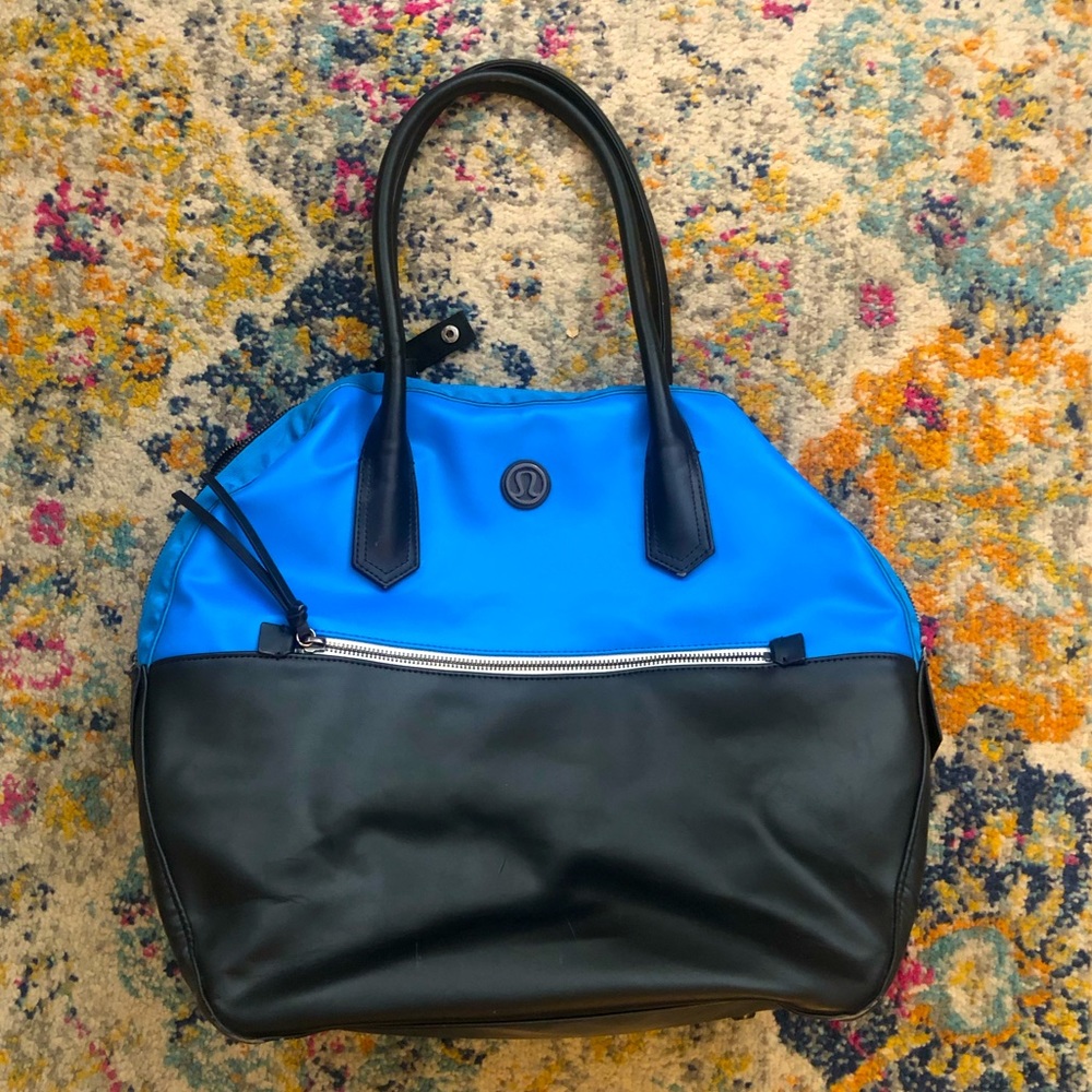 Lululemon Bowling bag, black and royal blue